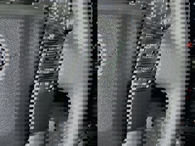 New 2025 Nissan Frontier SV w/ SV Convenience Package image 13