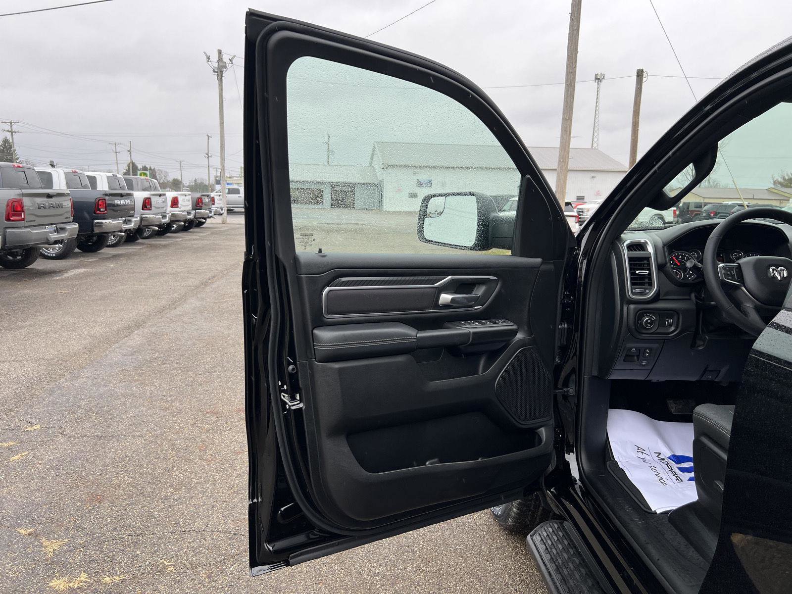 New 2026 RAM 1500 Big Horn w/ Night Edition image 11