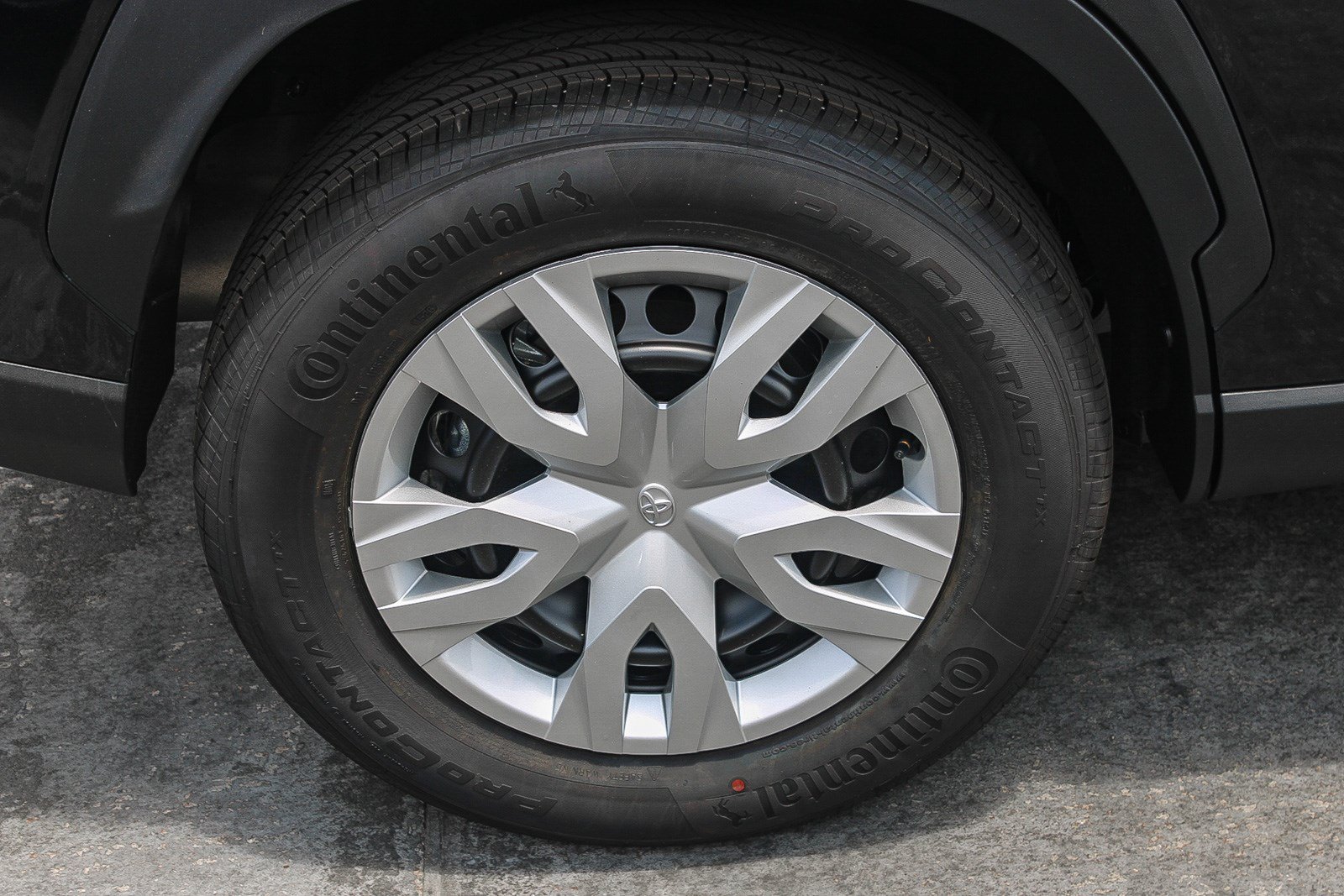 New 2026 Toyota Corolla Cross L FWD image 12