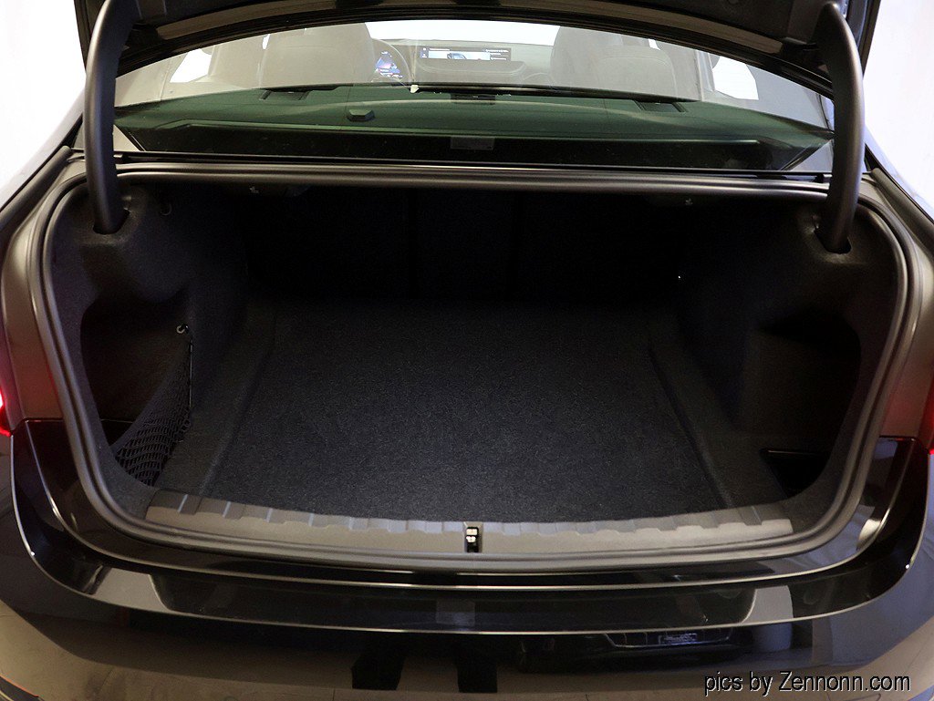 Certified 2023 BMW 330i xDrive Sedan w/ Premium Package image 30