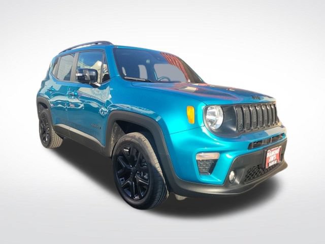 Used 2022 Jeep Renegade Altitude AWD/4WD image 3