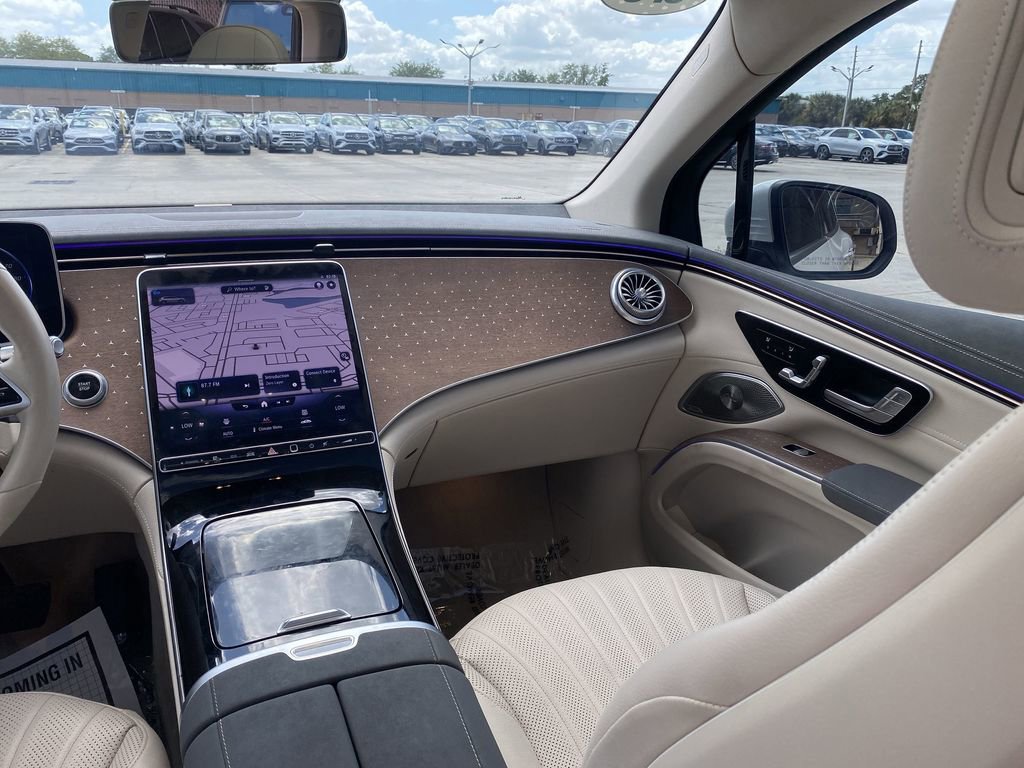 Certified 2023 Mercedes-Benz EQS 450+ SUV image 4