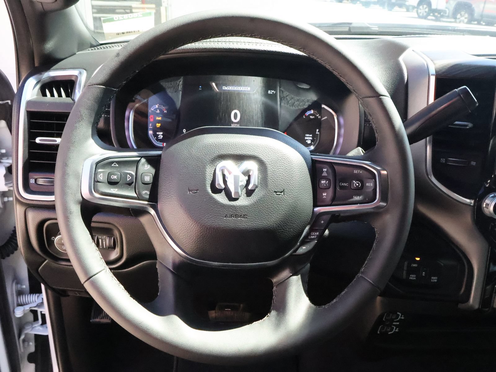Used 2026 RAM 2500 Laramie AWD/4WD image 31