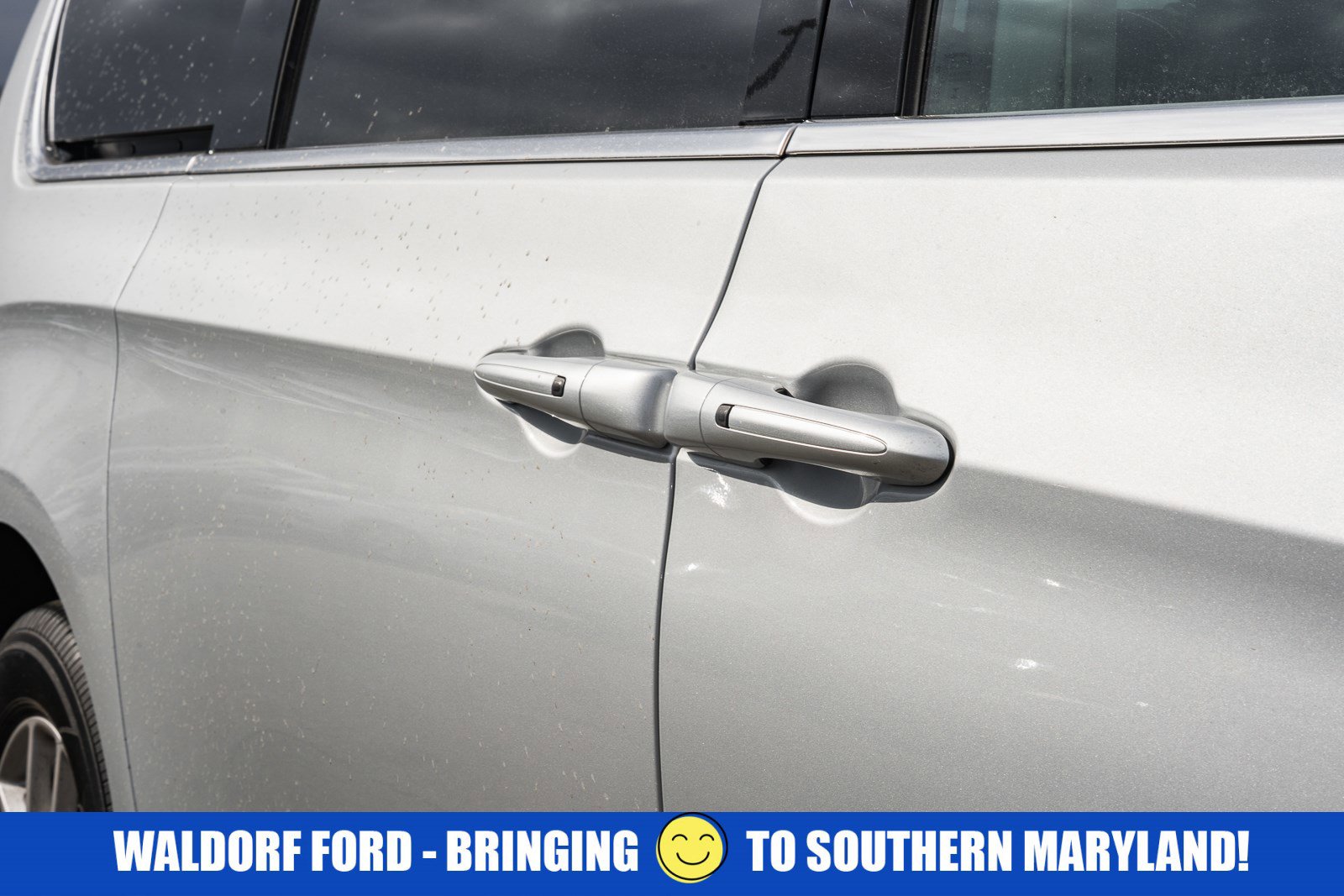 Used 2024 Chrysler Pacifica Touring-L image 17