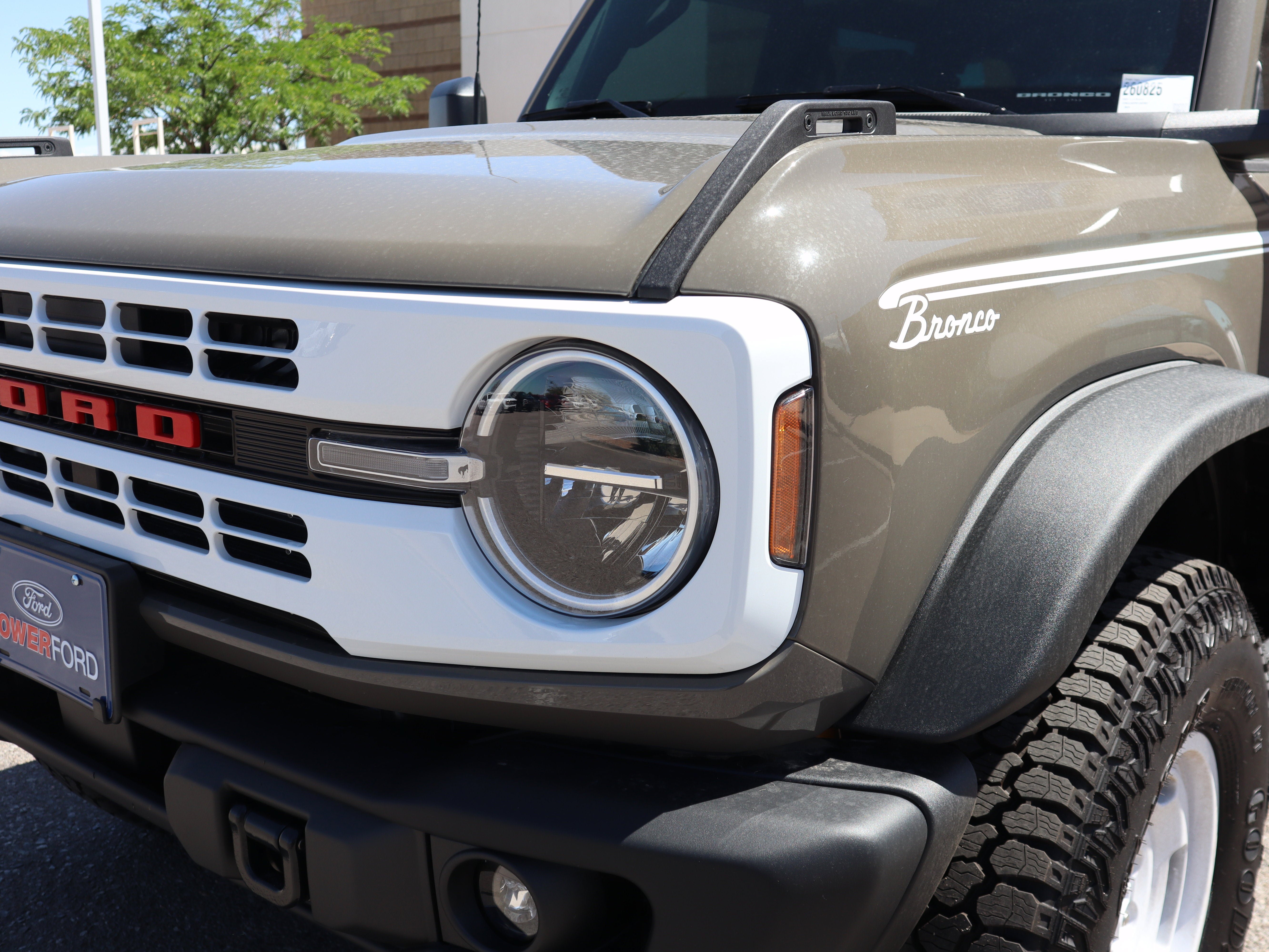 New 2026 Ford Bronco Heritage Edition AWD/4WD image 14
