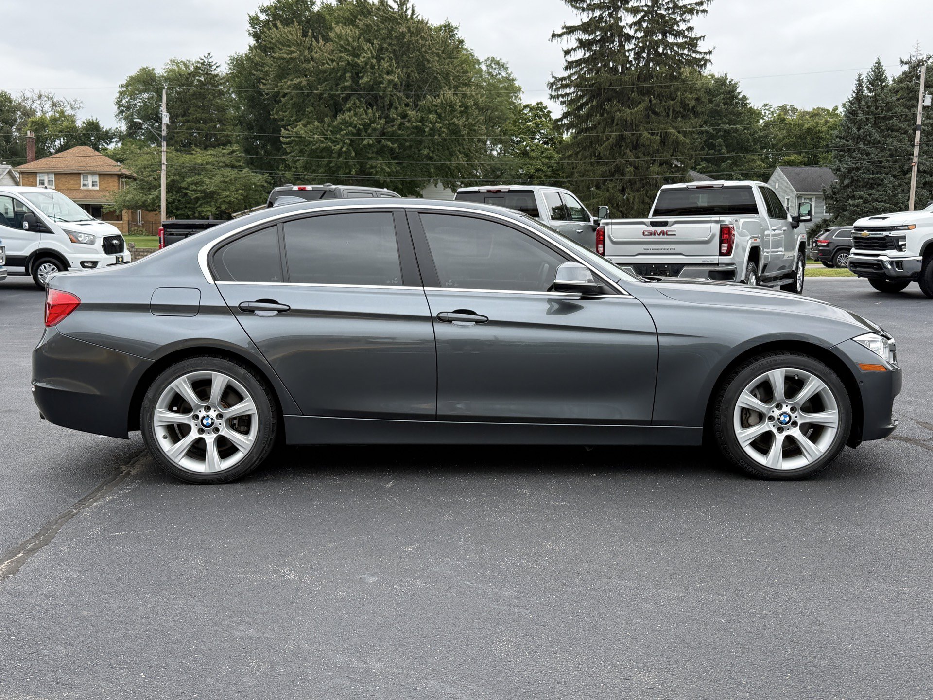 Used 2015 BMW 335i xDrive Sedan AWD/4WD image 9