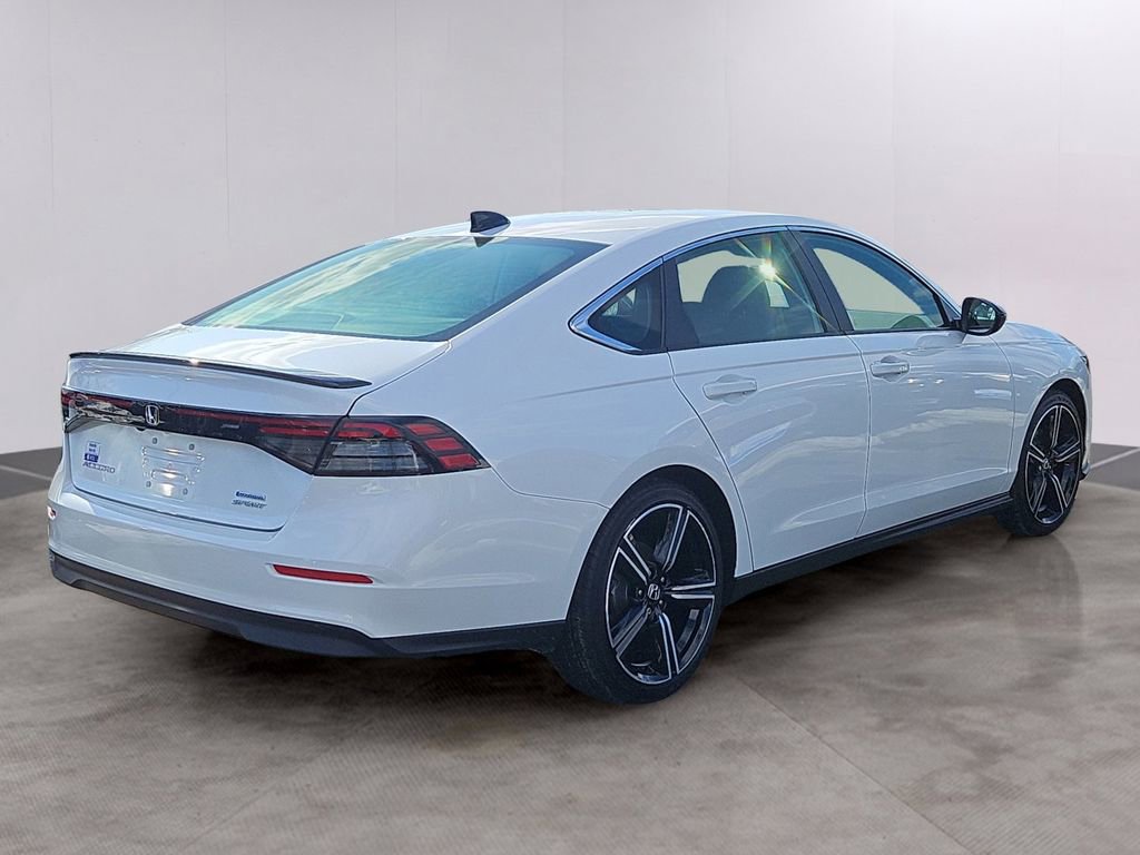 Certified 2025 Honda Accord Sport image 4