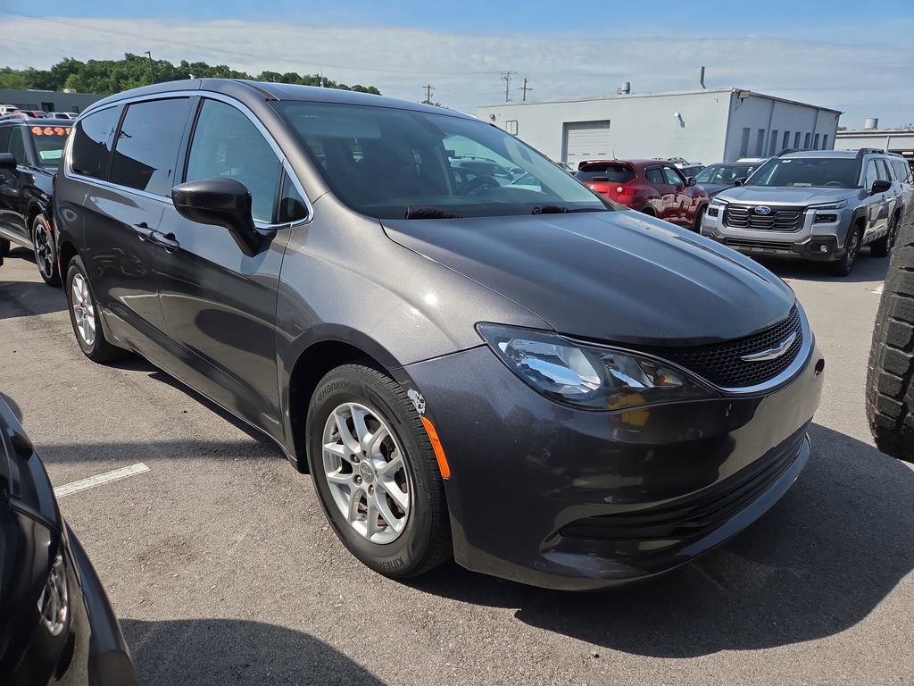 Used 2017 Chrysler Pacifica Touring