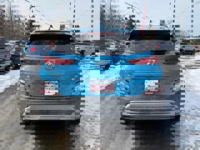 Used 2023 Hyundai Kona SEL image 6