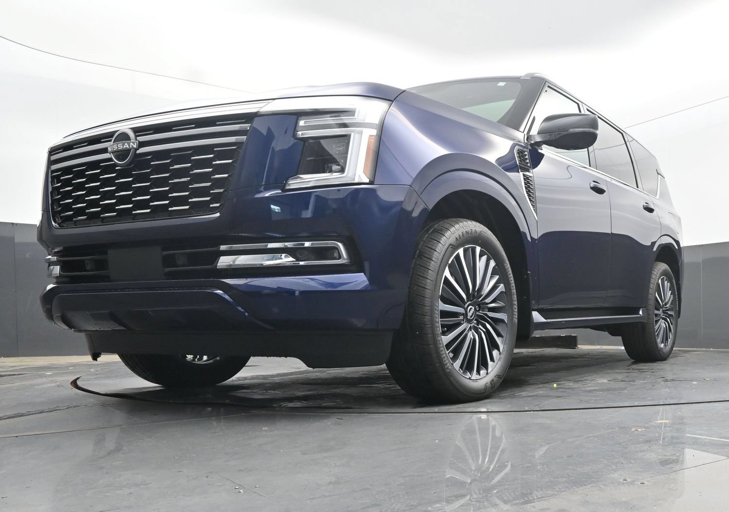 New 2025 Nissan Armada Platinum Reserve AWD/4WD image 27