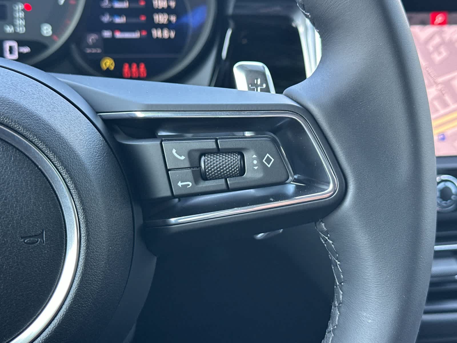 New 2026 Porsche Macan AWD/4WD image 28
