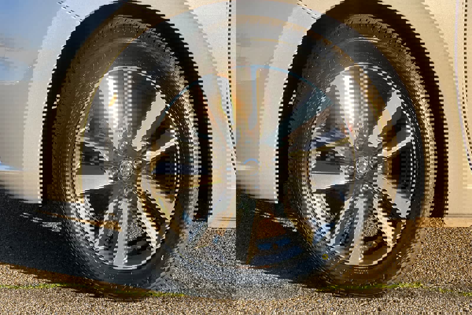 Used 2021 Nissan Versa SV image 27