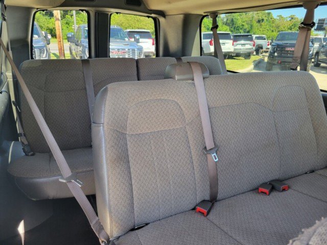 Used 2021 Chevrolet Express 3500 LT w/ LT Preferred Equipment Group RWD image 27