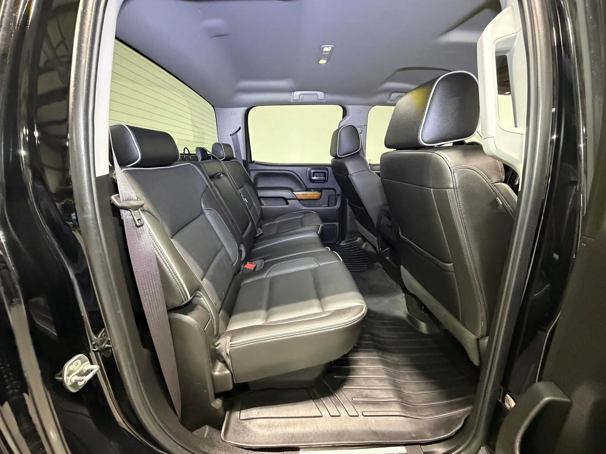 Used 2017 Chevrolet Silverado 3500 High Country w/ Duramax Plus Package AWD/4WD image 19
