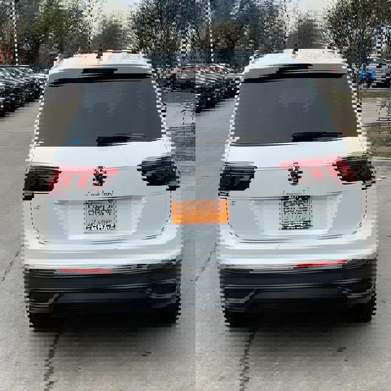 Used 2023 Volkswagen Tiguan SE image 5