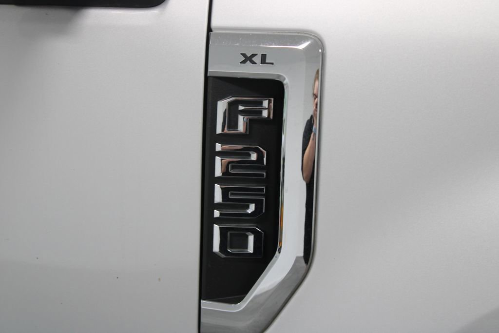 Used 2017 Ford F250 XL w/ Power Equipment Group image 12