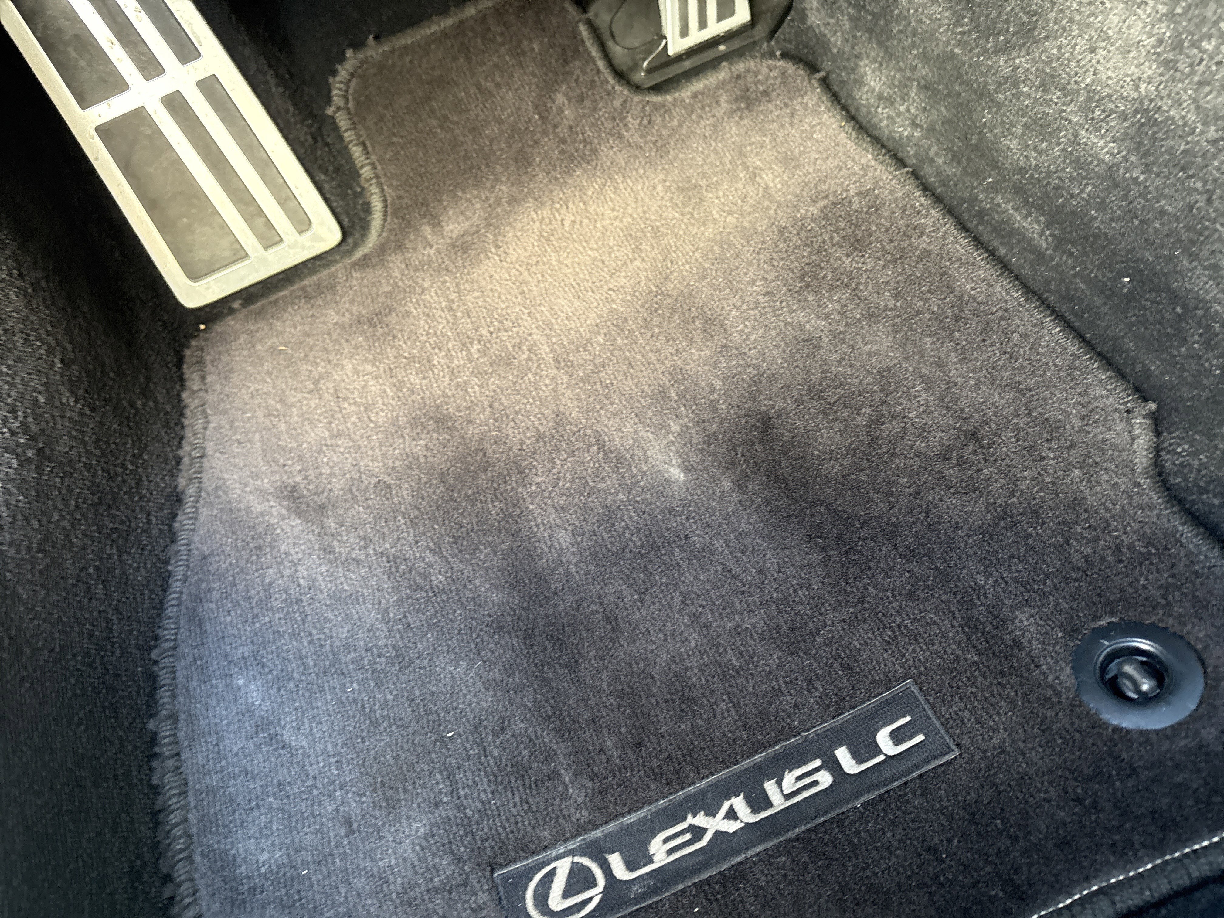 Used 2018 Lexus LC 500 Coupe w/ Sport Package image 17