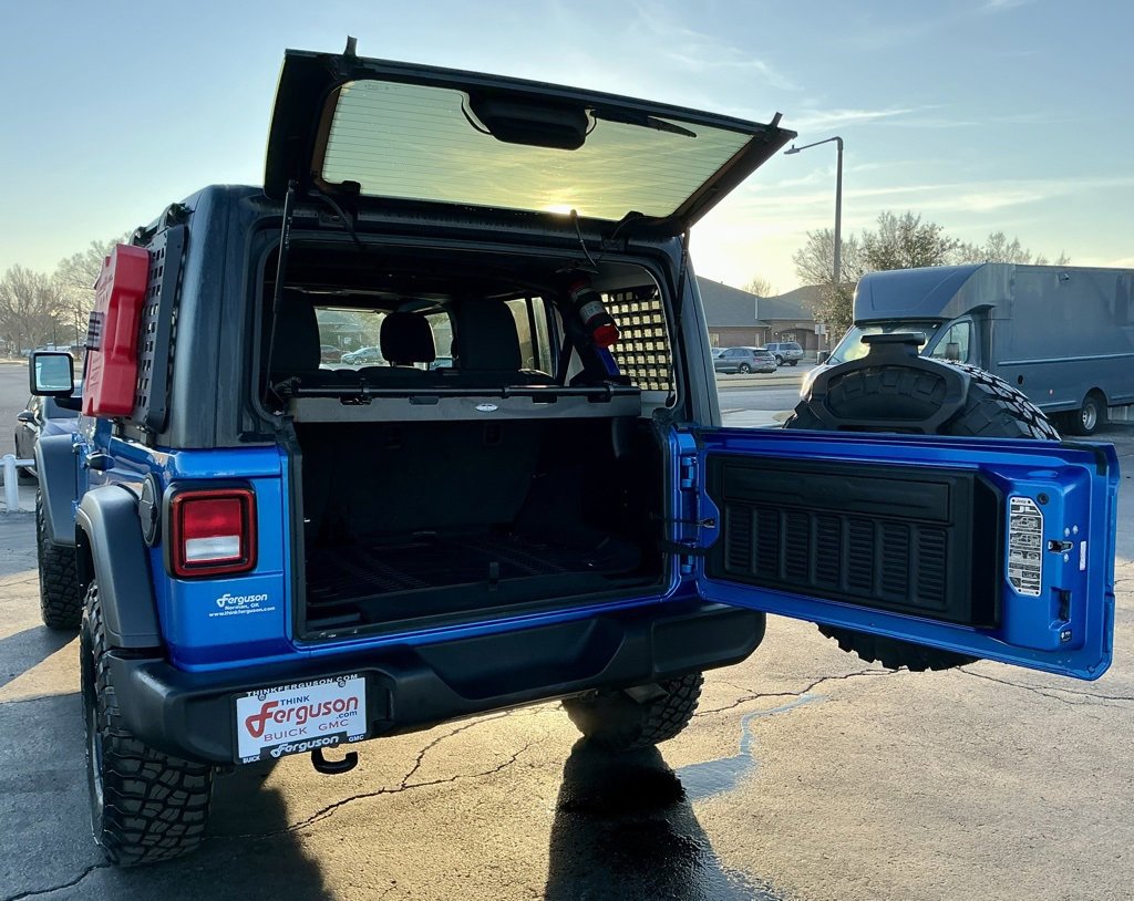 Used 2022 Jeep Wrangler Unlimited Willys image 18