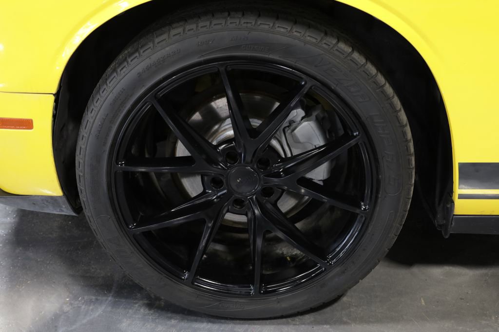 Used 2017 Dodge Challenger SXT image 28
