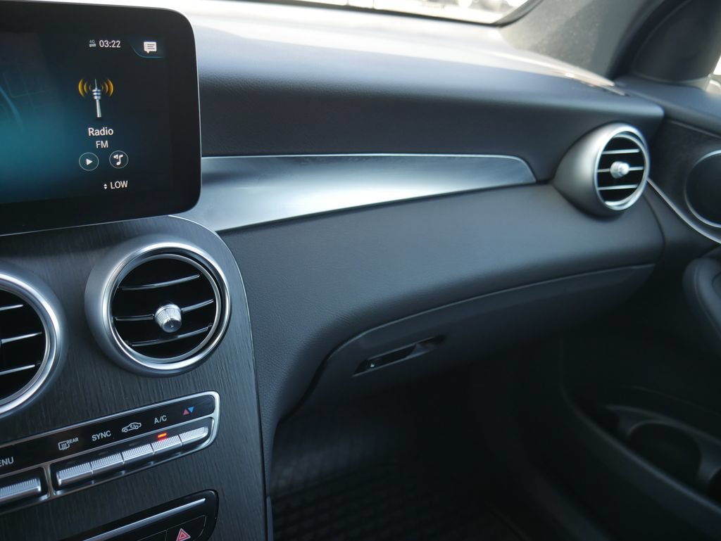 Used 2022 Mercedes-Benz GLC 300 4MATIC image 34
