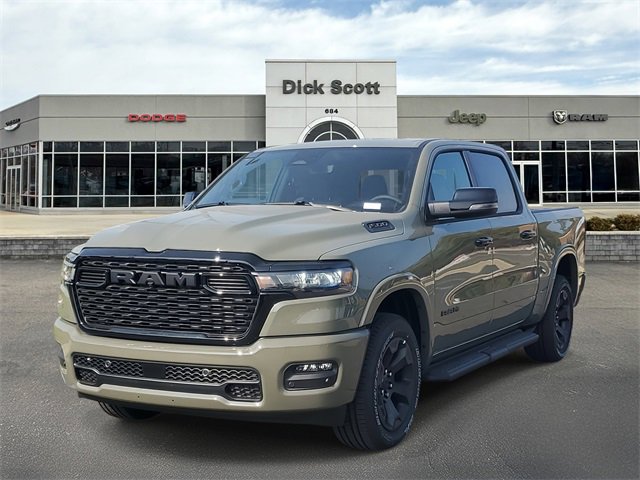 New 2026 RAM 1500 4x4 Crew Cab image 2
