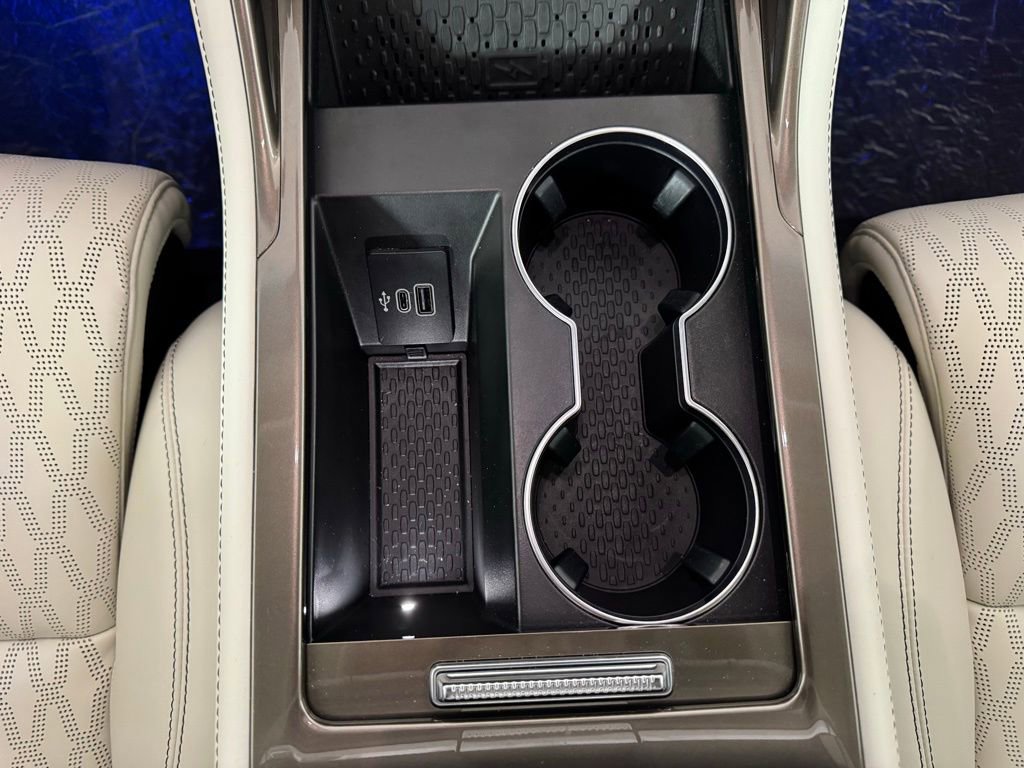 New 2024 Lincoln Nautilus Black Label w/ Jet Appearance Package (87T) image 43