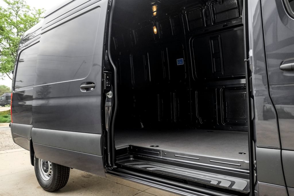 New 2026 Mercedes-Benz Sprinter 2500 image 10