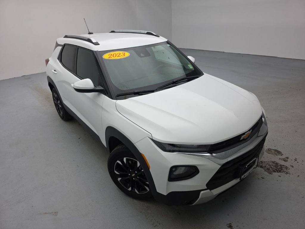 Certified 2023 Chevrolet TrailBlazer LT FWD image 2