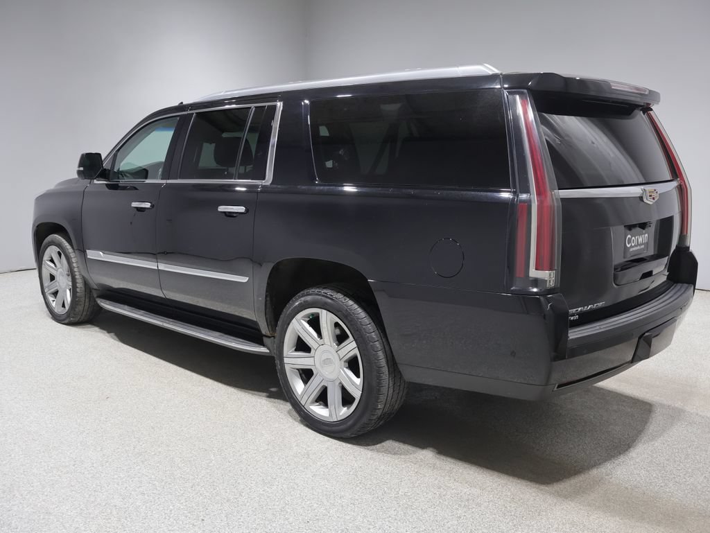 Used 2018 Cadillac Escalade ESV Premium Luxury AWD/4WD image 4