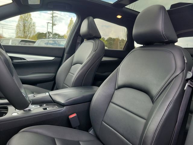 Used 2021 INFINITI QX50 Luxe w/ Appearance Package AWD/4WD image 13