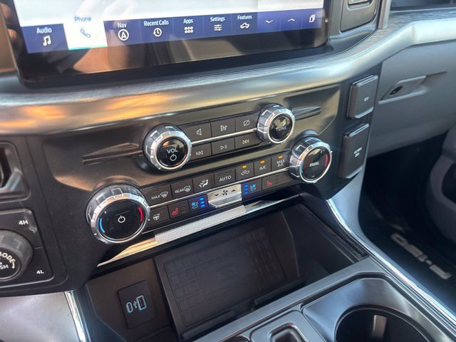 Used 2022 Ford F150 Lariat w/ Equipment Group 502A High AWD/4WD image 17