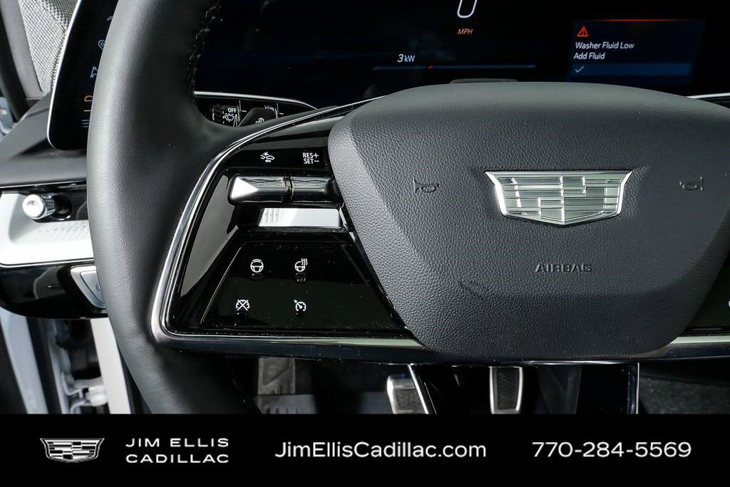 Certified 2025 Cadillac Optiq Luxury 2 w/ LPO, Floor Liner Package AWD/4WD image 11