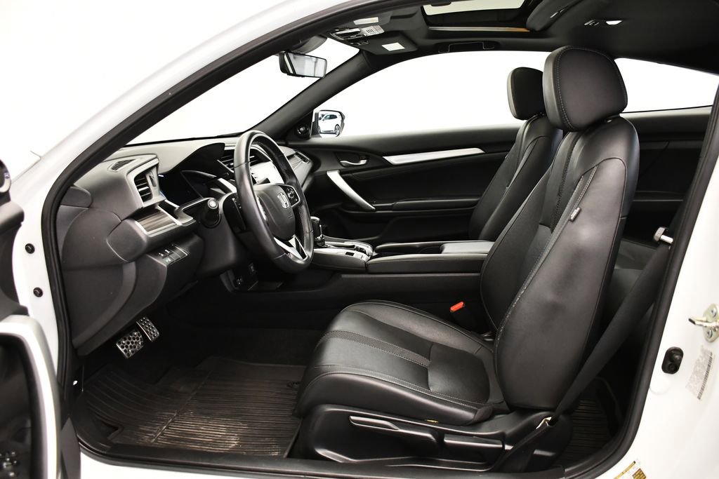Used 2020 Honda Civic Touring image 37