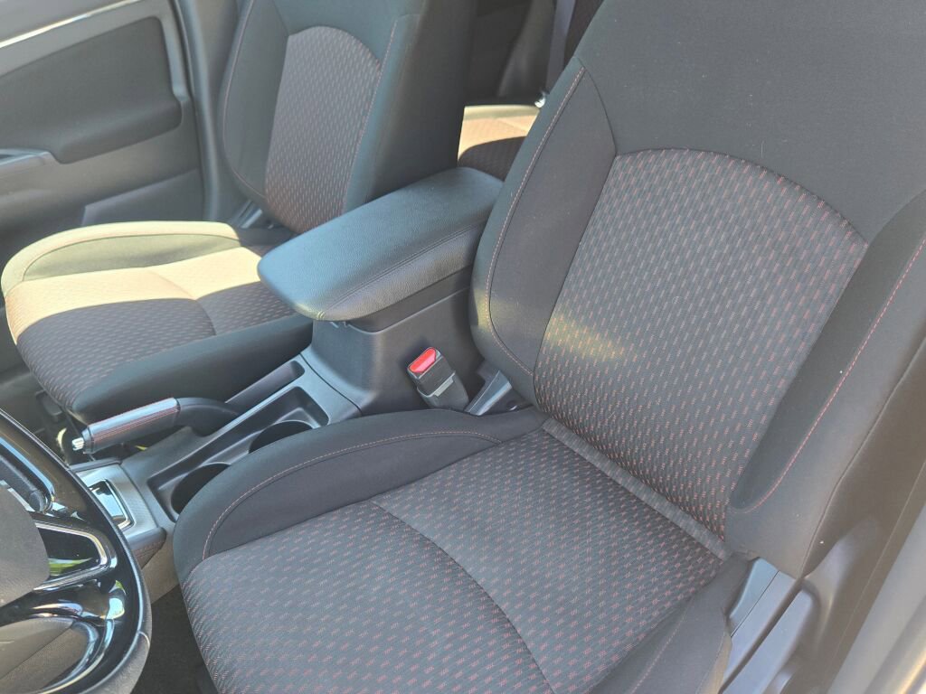 Used 2019 Mitsubishi Outlander Sport AWD image 16