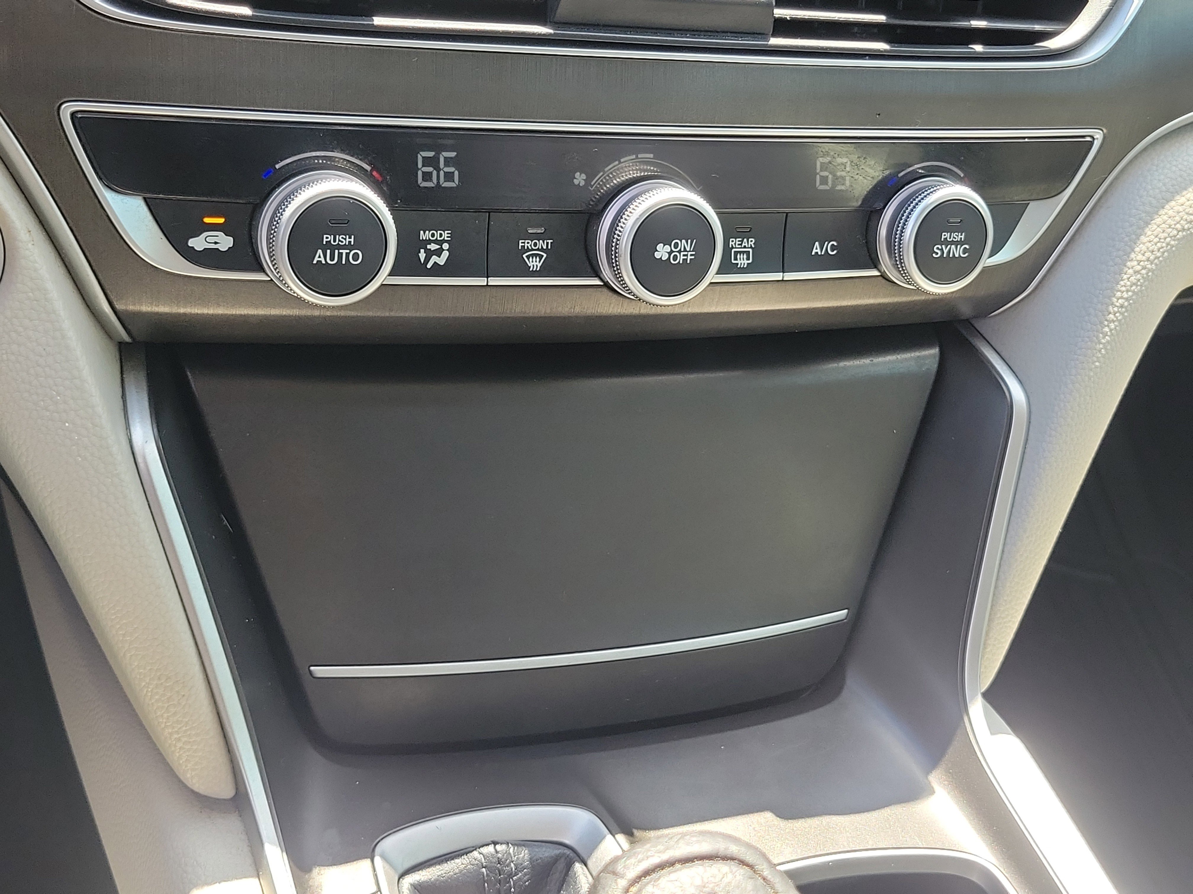 Used 2018 Honda Accord LX image 28