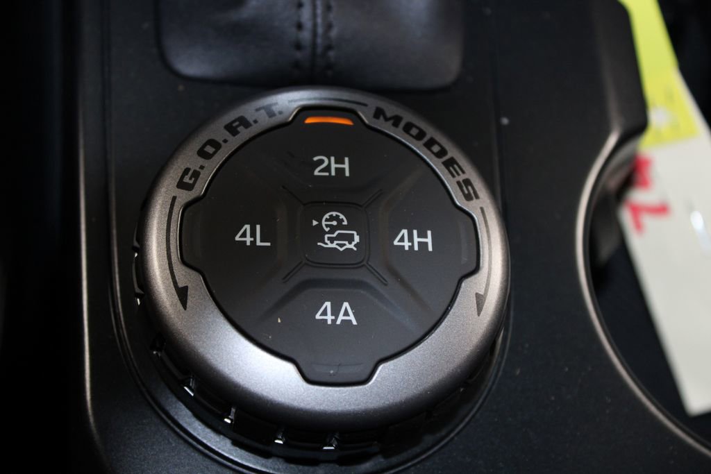 New 2025 Ford Bronco Big Bend w/ Black Diamond Package image 38