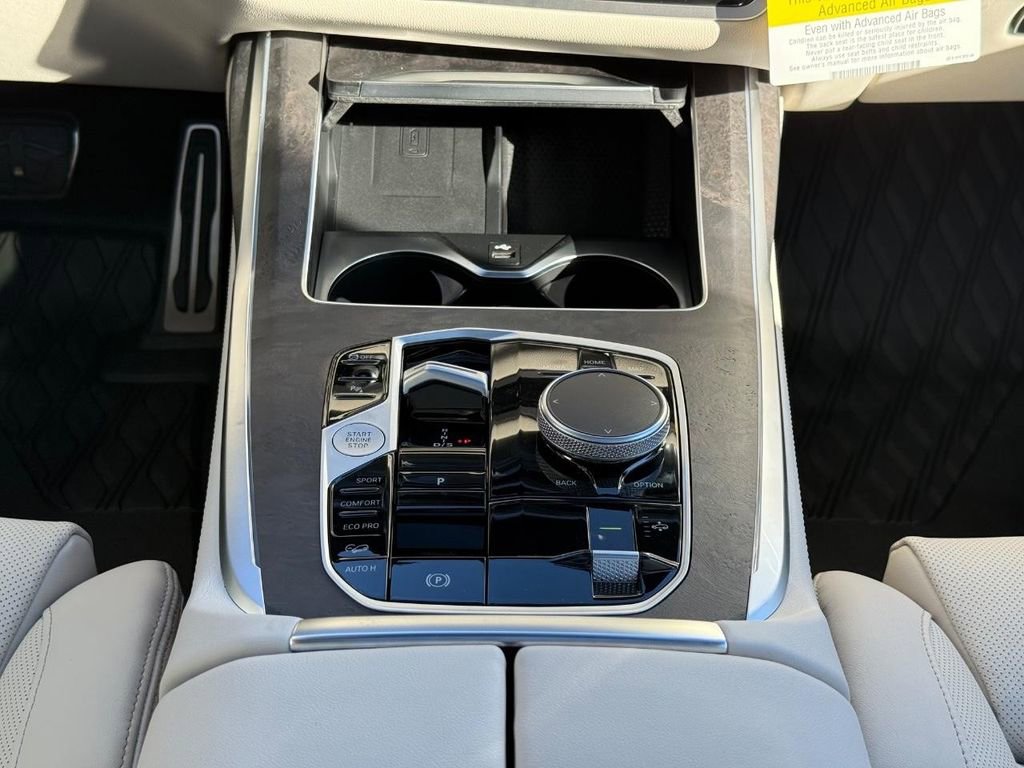 New 2026 BMW X7 xDrive40i w/ Dynamic Handling Package image 8