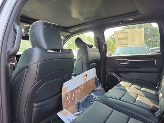 New 2026 RAM 1500 Laramie w/ Sport Appearance Package AWD/4WD image 9