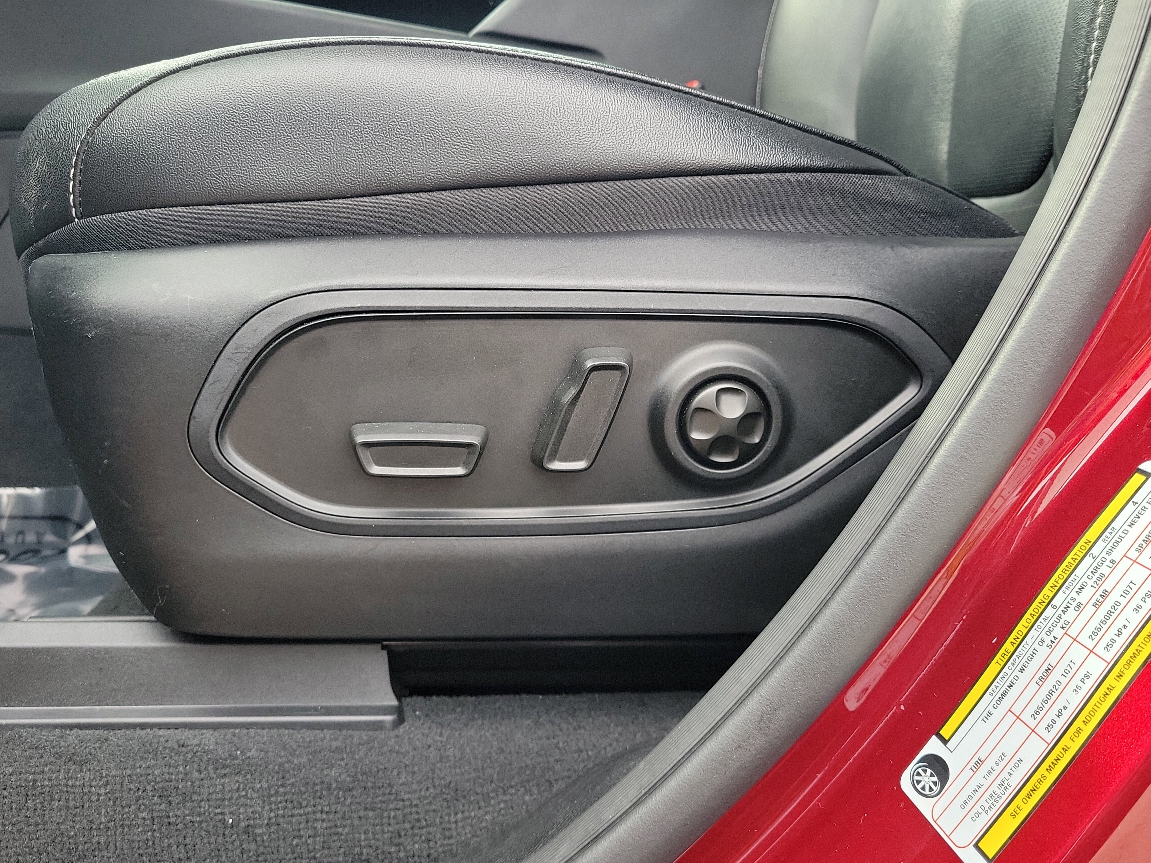 Used 2023 Jeep Grand Cherokee L Limited w/ Luxury Tech Group II image 36