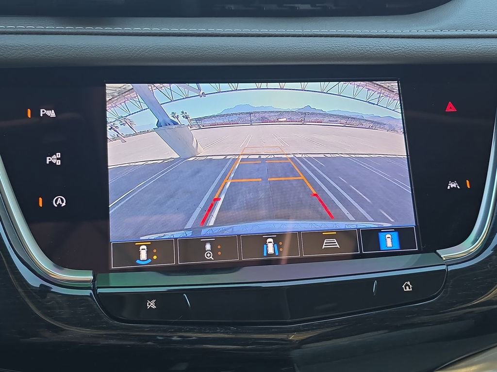 Certified 2025 Cadillac XT6 Premium Luxury w/ Technology Package FWD image 15