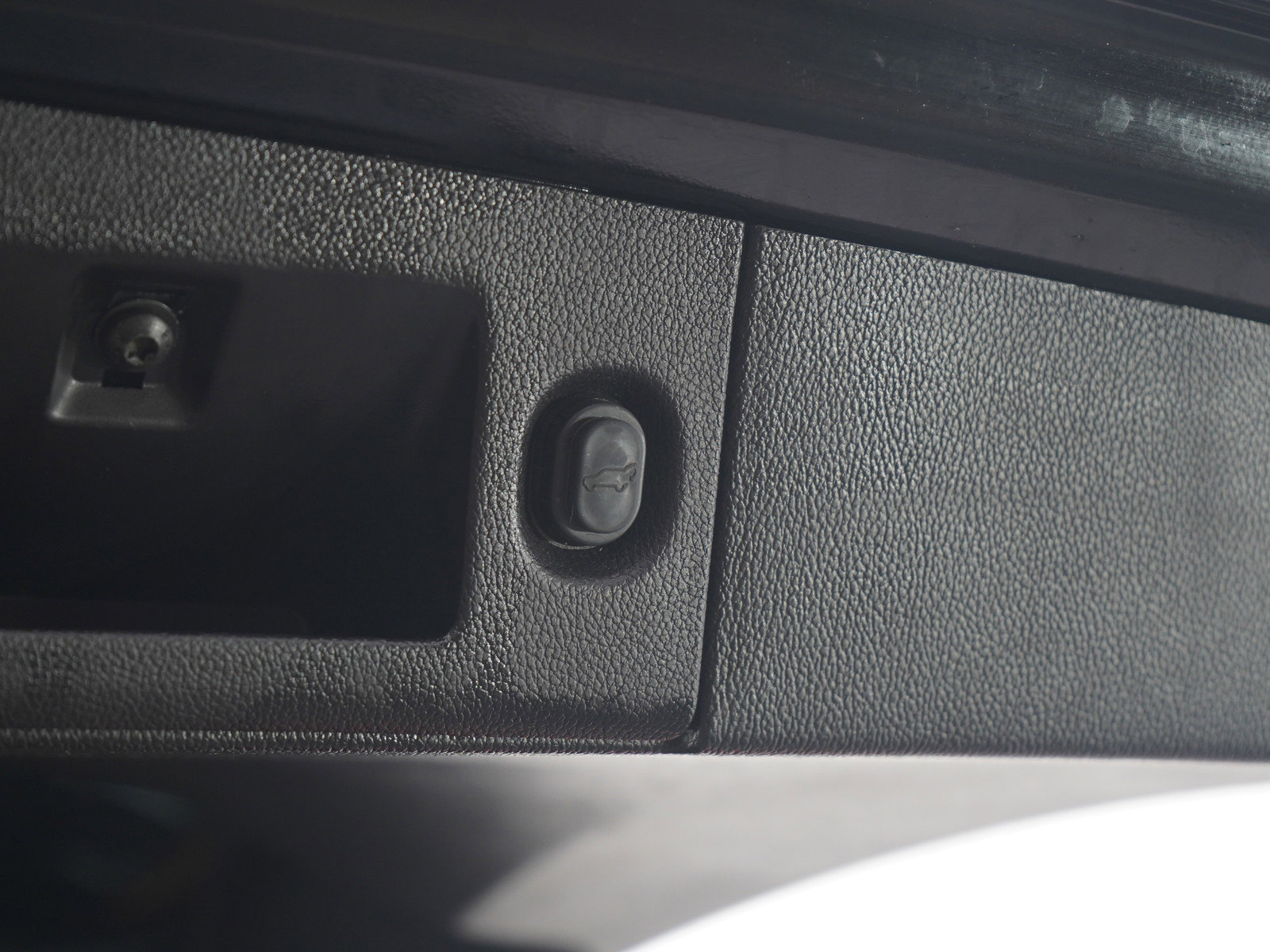 Used 2019 Chevrolet Tahoe Premier image 11