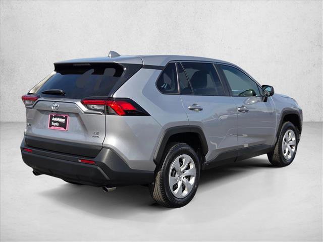 Used 2024 Toyota RAV4 LE image 5
