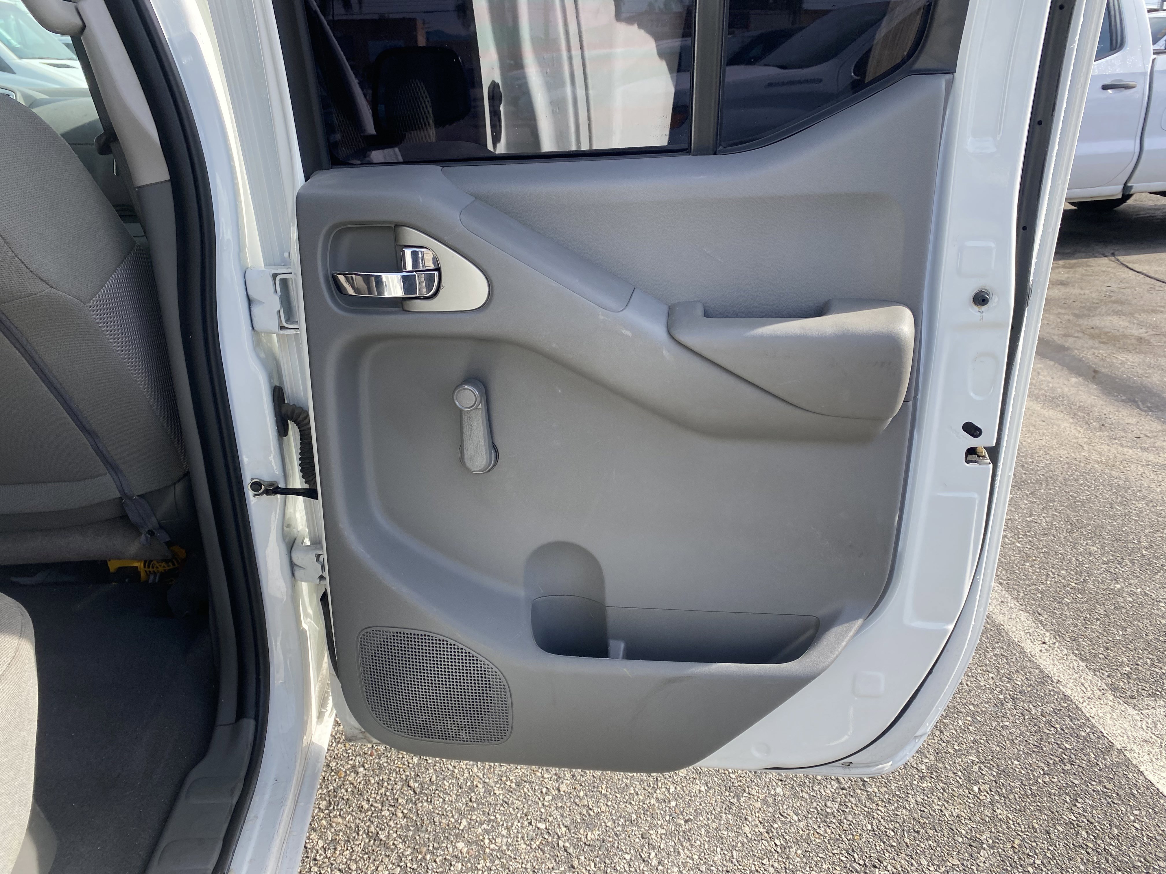Used 2019 Nissan Frontier S image 21
