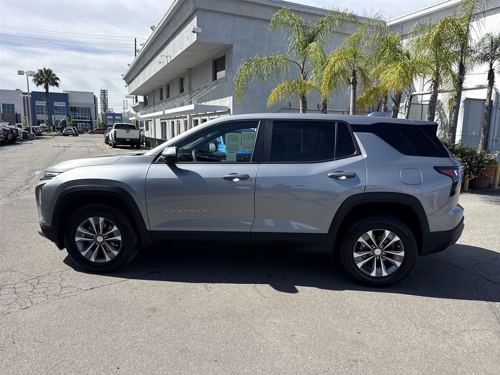 Used 2025 Chevrolet Equinox LT FWD image 6