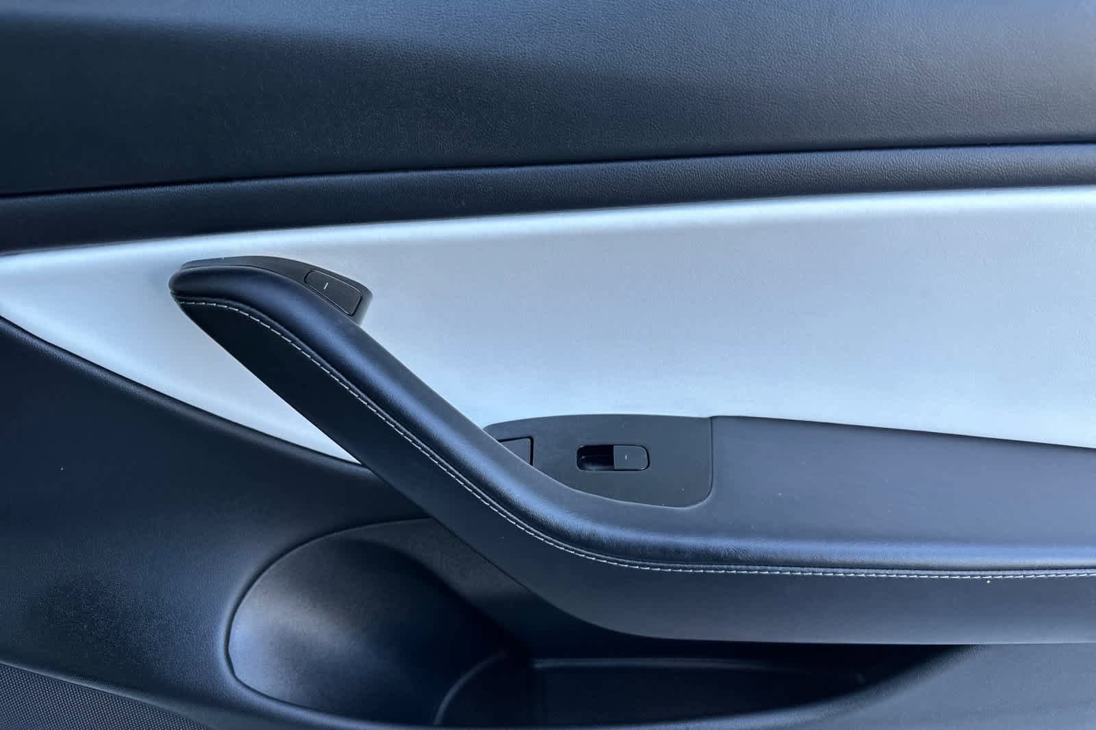 Used 2019 Tesla Model 3 Long Range AWD/4WD image 18
