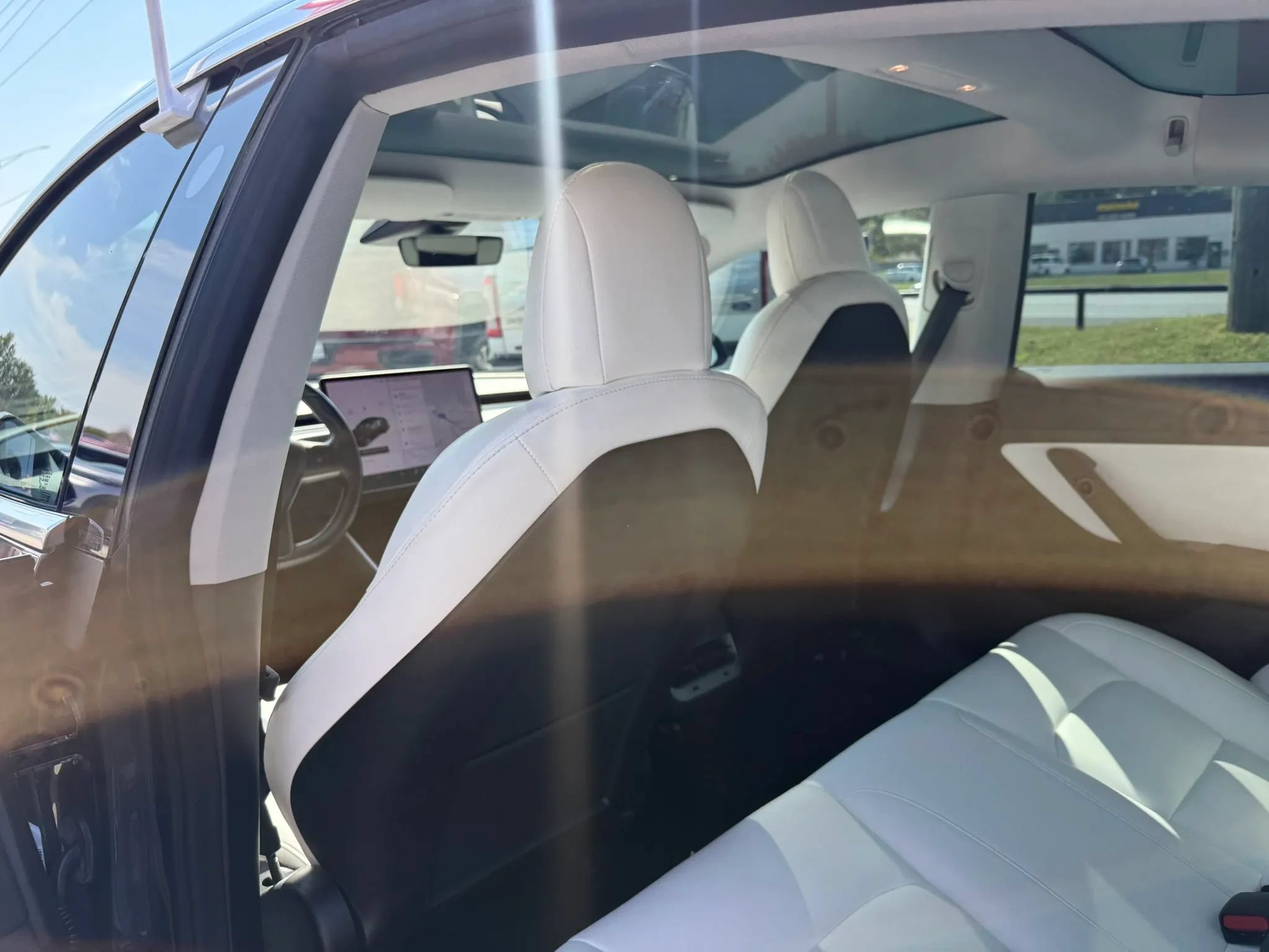Used 2018 Tesla Model 3 Long Range AWD/4WD image 13