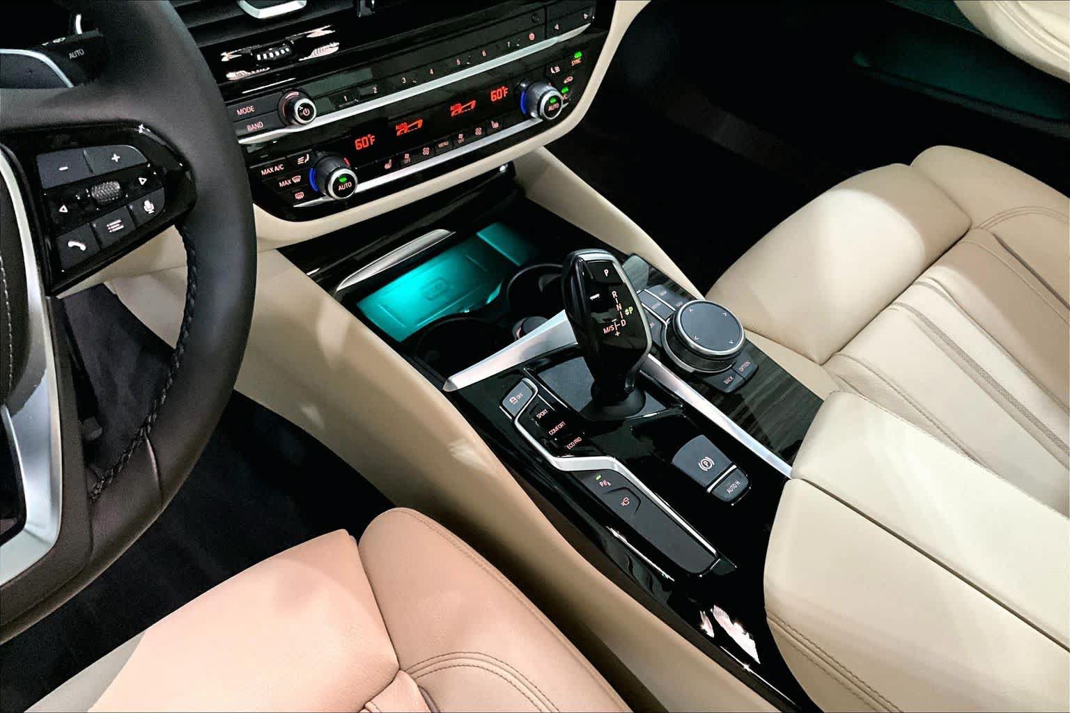 Used 2020 BMW 540i xDrive w/ Executive Package AWD/4WD image 16