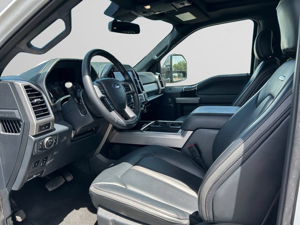 Used 2022 Ford F450 Platinum w/ FX4 Off-Road Package AWD/4WD image 11