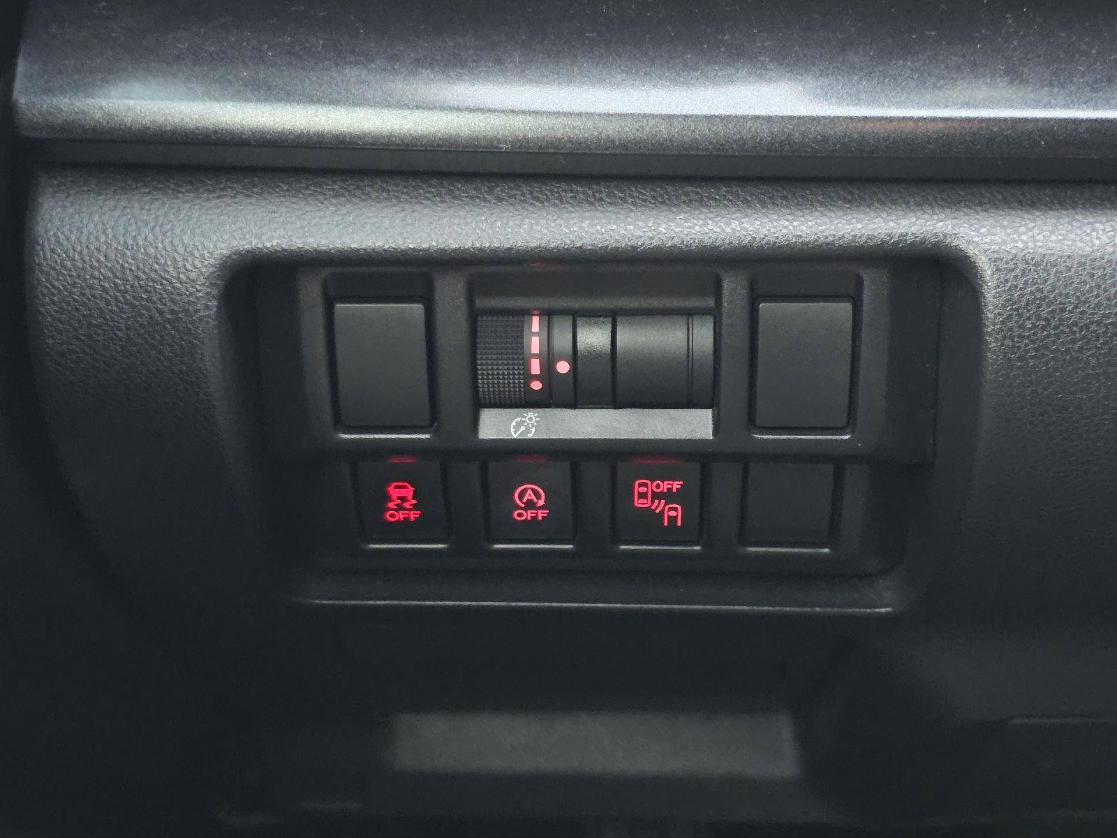 Used 2022 Subaru Crosstrek 2.5i Sport w/ Moonroof Package image 11