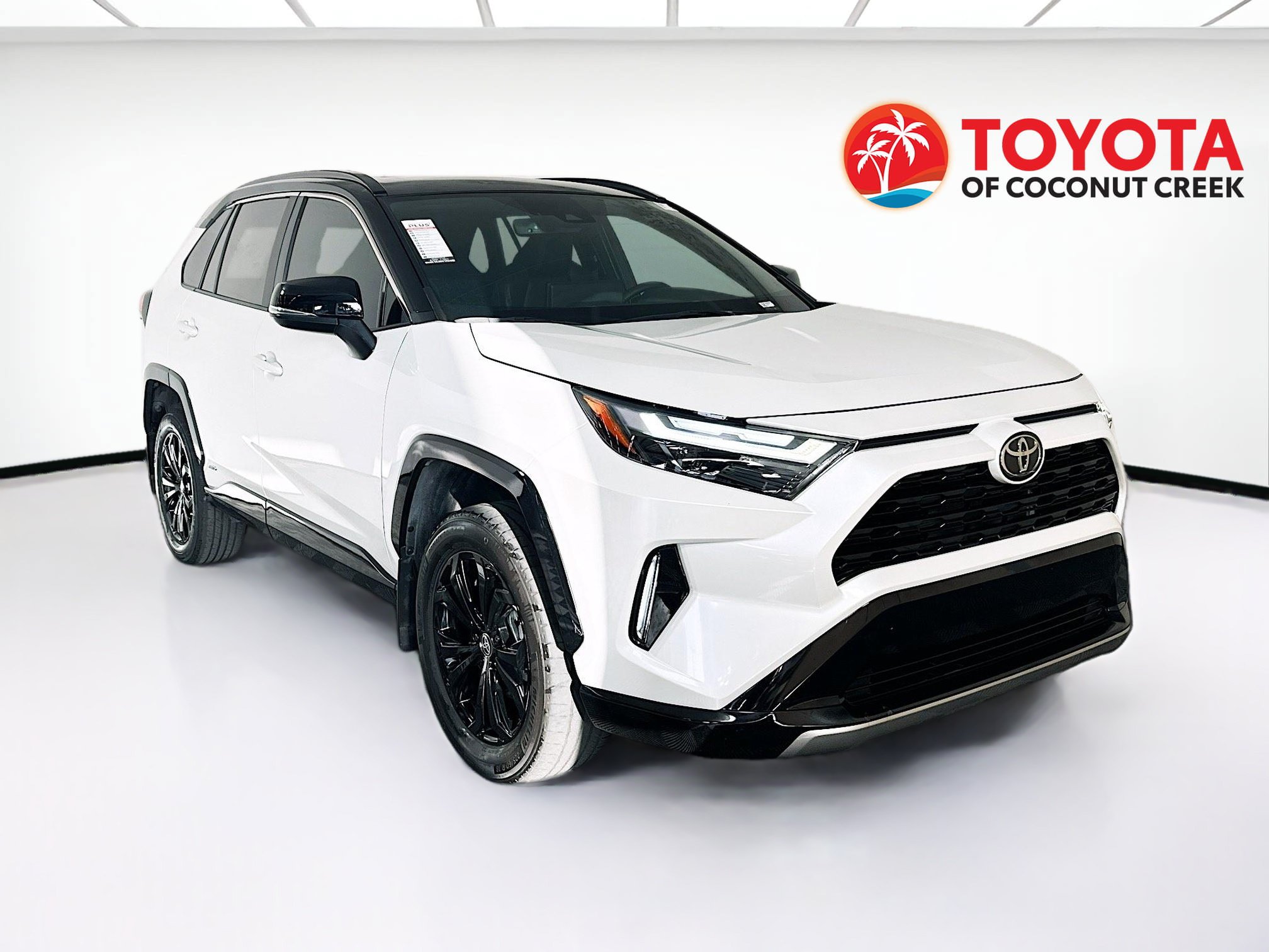 Used 2025 Toyota RAV4 XSE w/ Weather Package